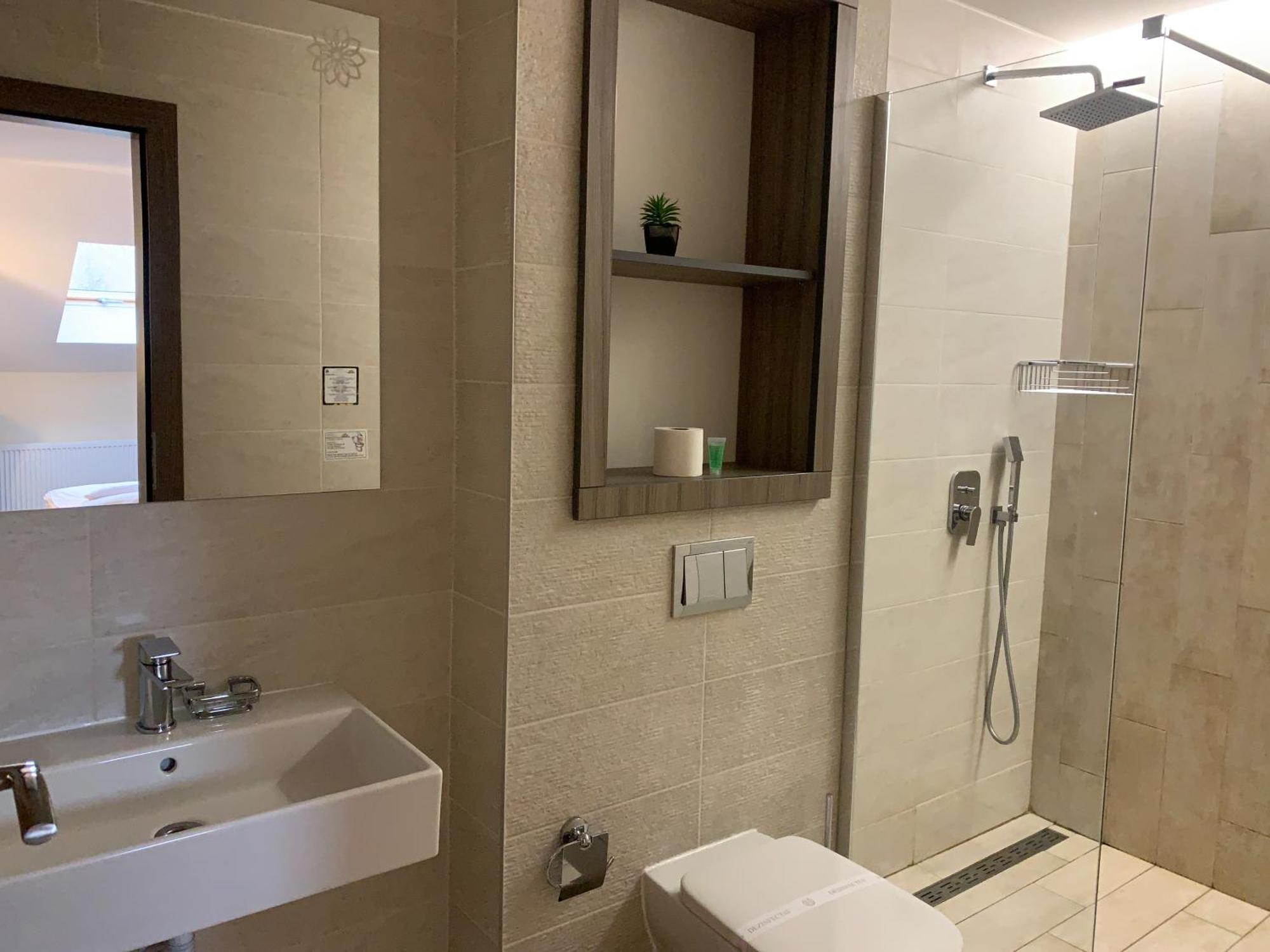 Stella Di Monte Hotel Nagyszeben Kültér fotó